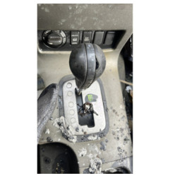 Custode arriere gauche NISSAN PATHFINDER 2