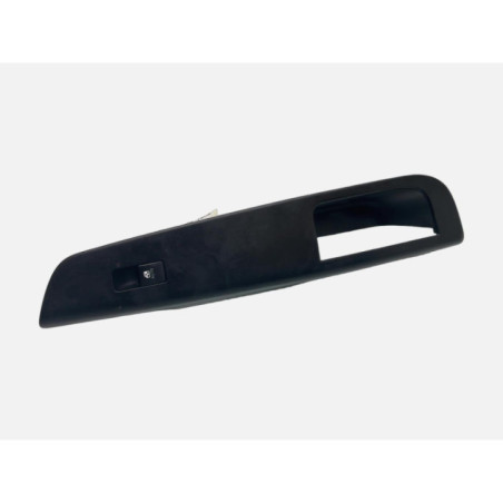 Interrupteur de leve vitre avant droit KIA CEE-D 1 SPORT WAGON Photo n°1