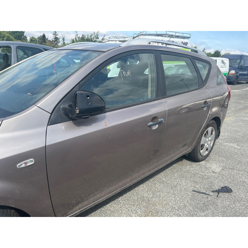 Interrupteur de leve vitre avant droit KIA CEE-D 1 SPORT WAGON Photo n°13