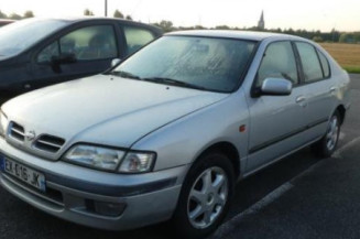 Porte avant gauche NISSAN PRIMERA 2