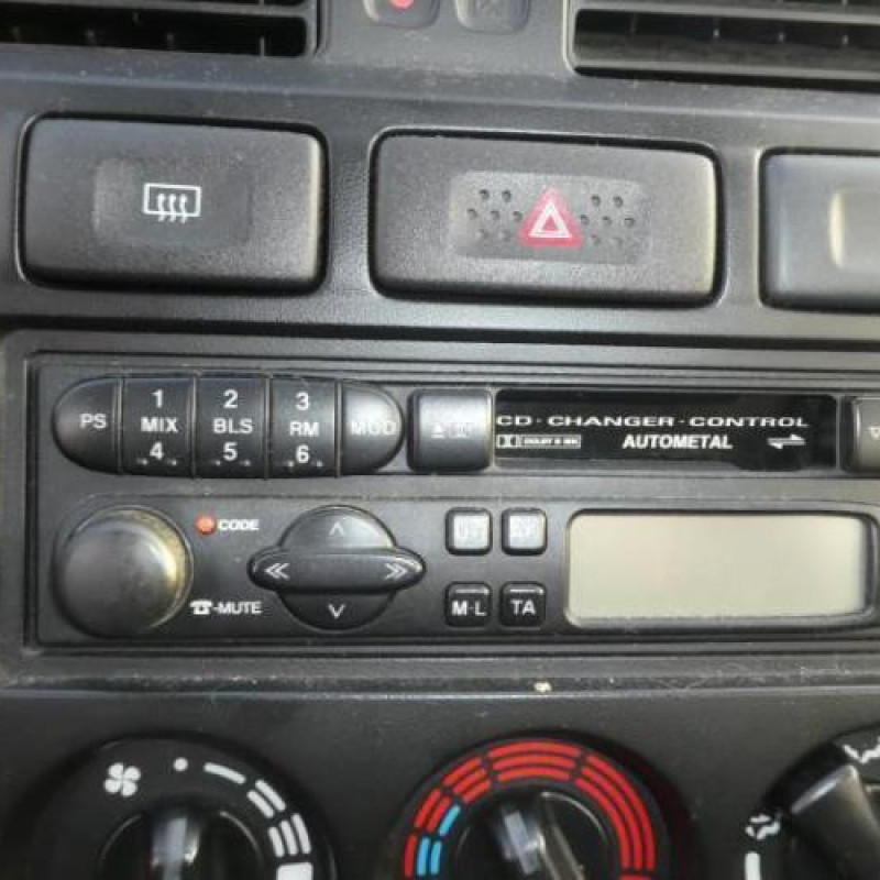Porte avant gauche NISSAN PRIMERA 2 Photo n°13