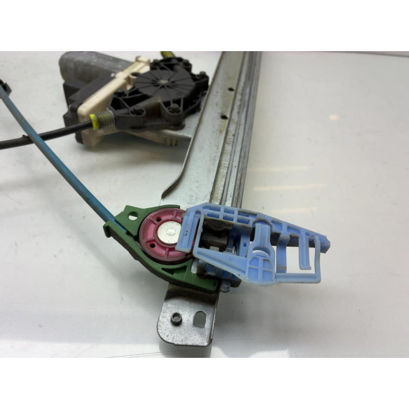 Leve vitre electrique avant gauche CITROEN C2 Photo n°5