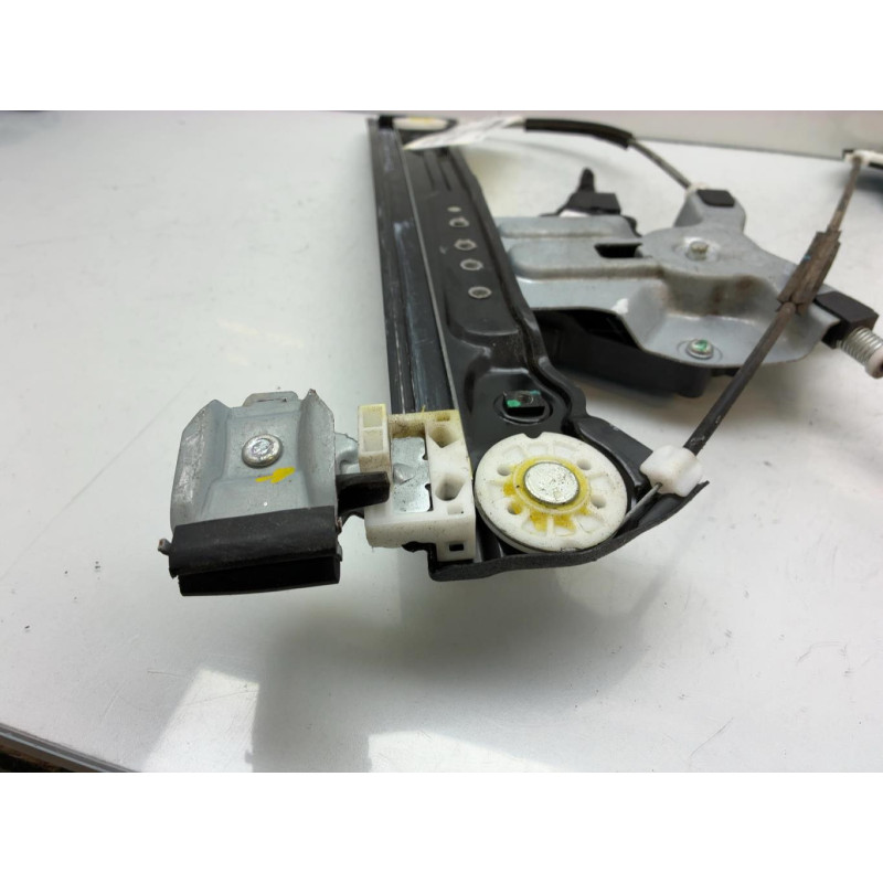 Leve vitre electrique avant droit CHEVROLET CRUZE Photo n°8