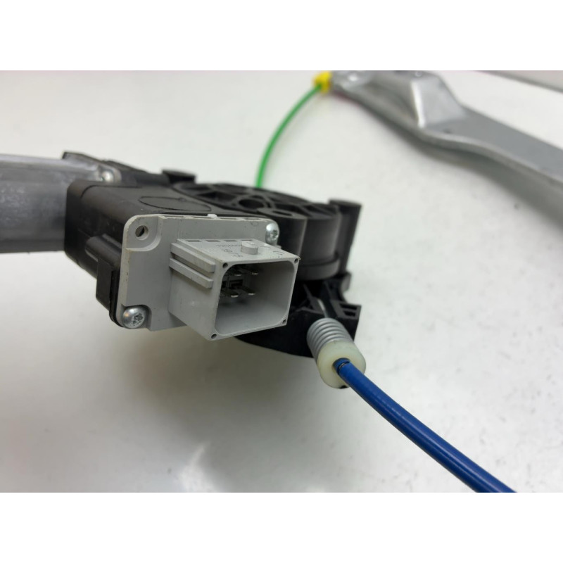 Leve vitre electrique avant droit OPEL CORSA E Photo n°3