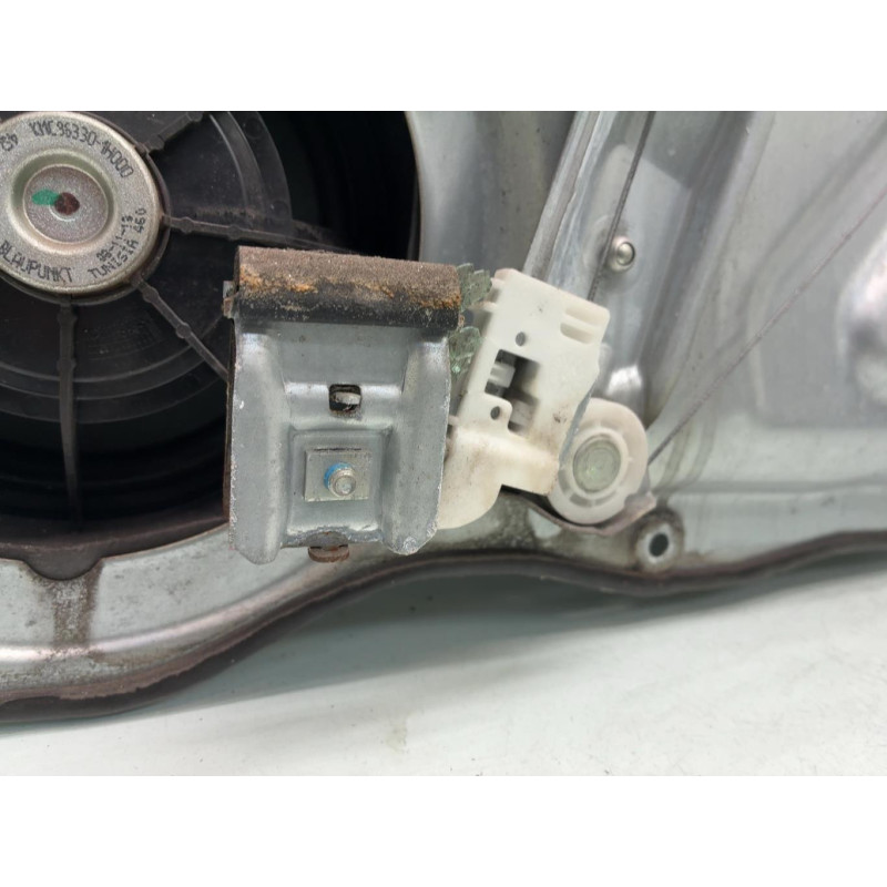 Leve vitre electrique avant gauche KIA CEE-D 1 SPORT WAGON Photo n°4
