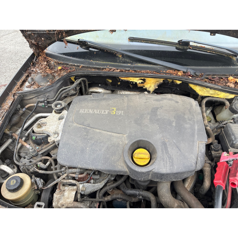 RENAULT LAGUNA 2 PHASE 2 1.9 DCI - 8V TURBO Photo n°4