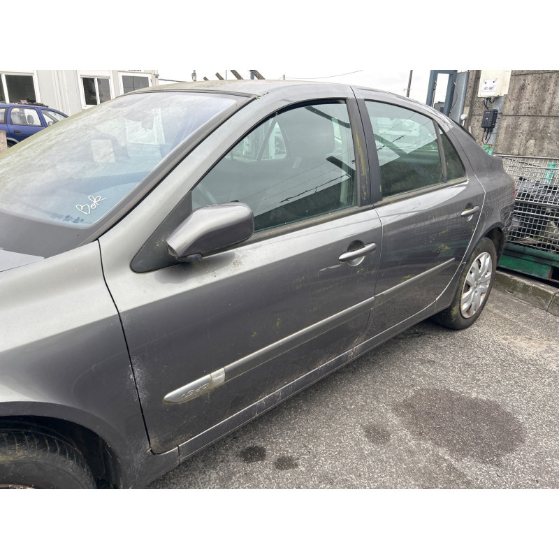 RENAULT LAGUNA 2 PHASE 2 1.9 DCI - 8V TURBO Photo n°18