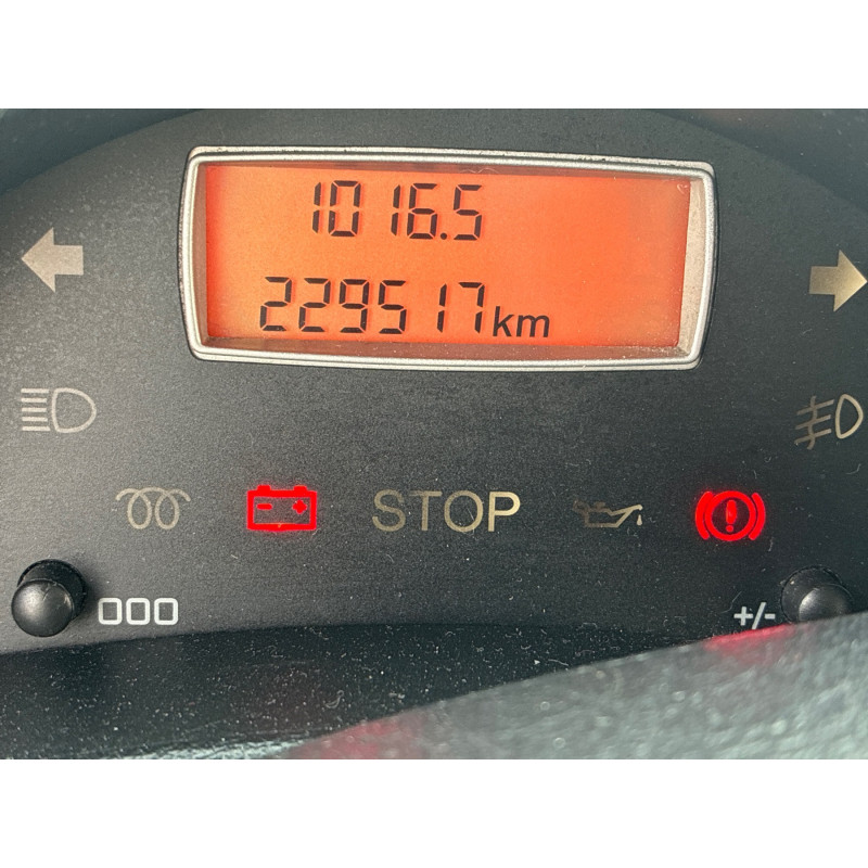 CITROEN C8 2.0 HDI - 16V TURBO Photo n°3