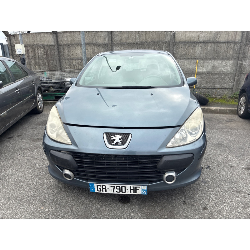 PEUGEOT 307 PHASE 2 1.4i - 16V Photo n°3