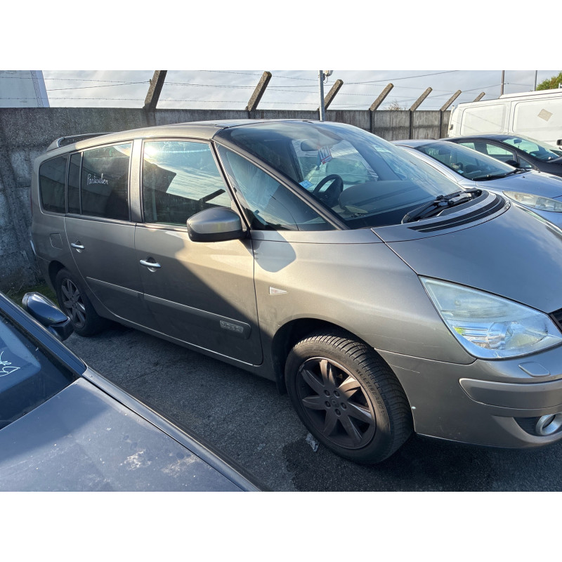 RENAULT GRAND ESPACE 4 PHASE 2 2.0 DCI - 16V TURBO Photo n°1