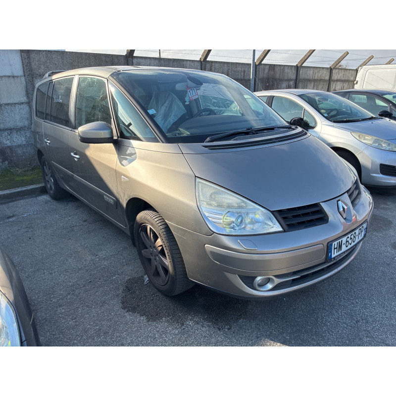 RENAULT GRAND ESPACE 4 PHASE 2 2.0 DCI - 16V TURBO Photo n°3