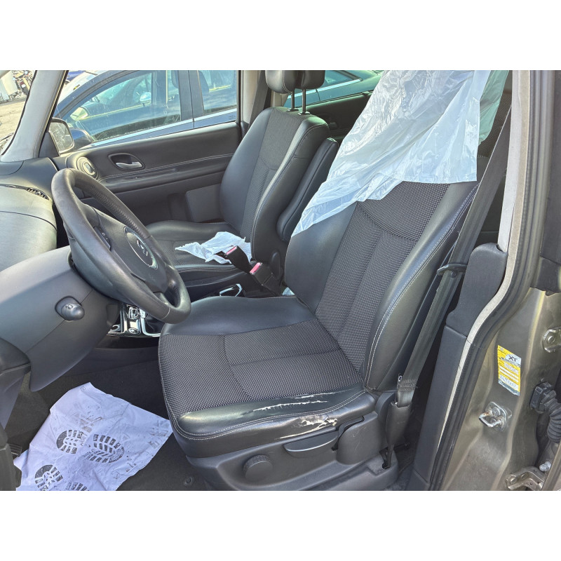 RENAULT GRAND ESPACE 4 PHASE 2 2.0 DCI - 16V TURBO Photo n°9