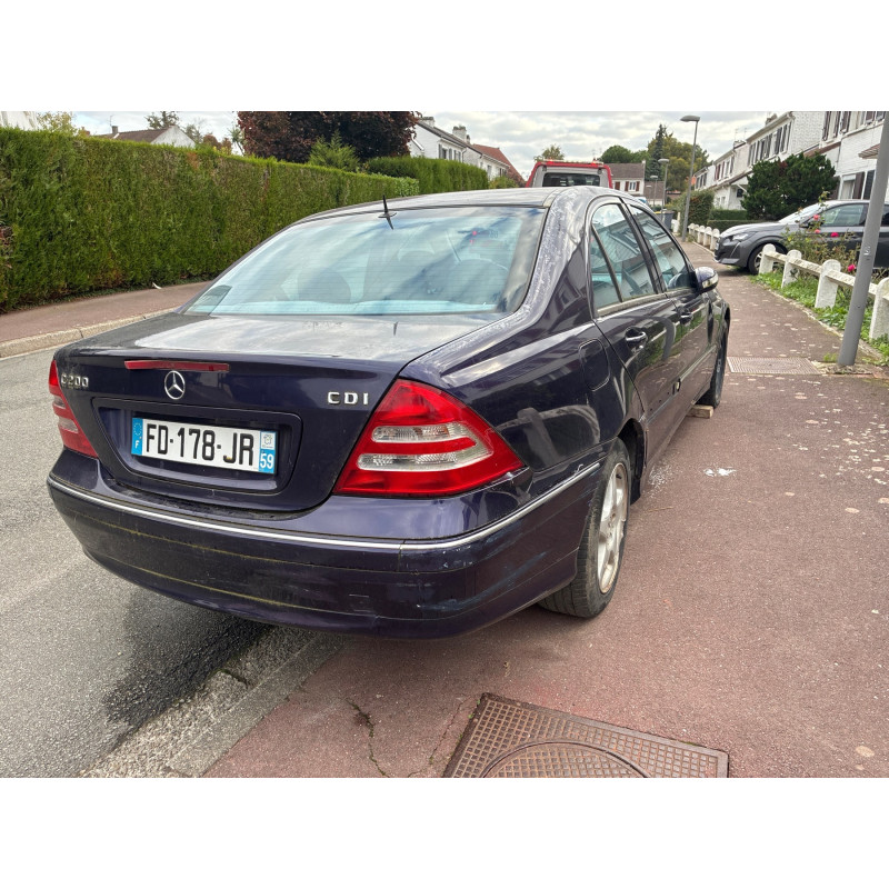MERCEDES CLASSE C 203 PHASE 1 200 2.2 CDI - 16V TURBO Photo n°2