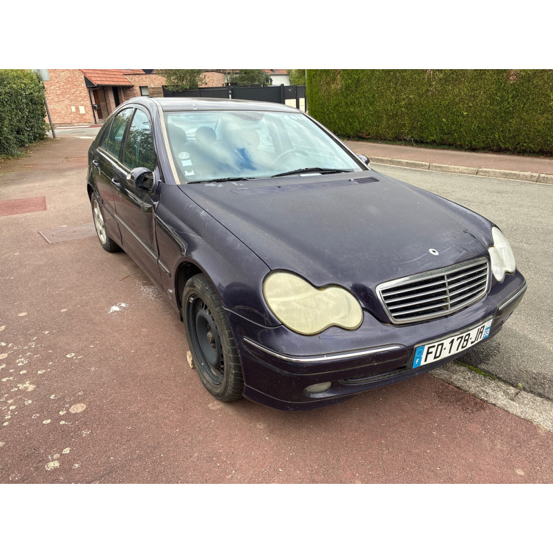 MERCEDES CLASSE C 203 PHASE 1 200 2.2 CDI - 16V TURBO Photo n°3