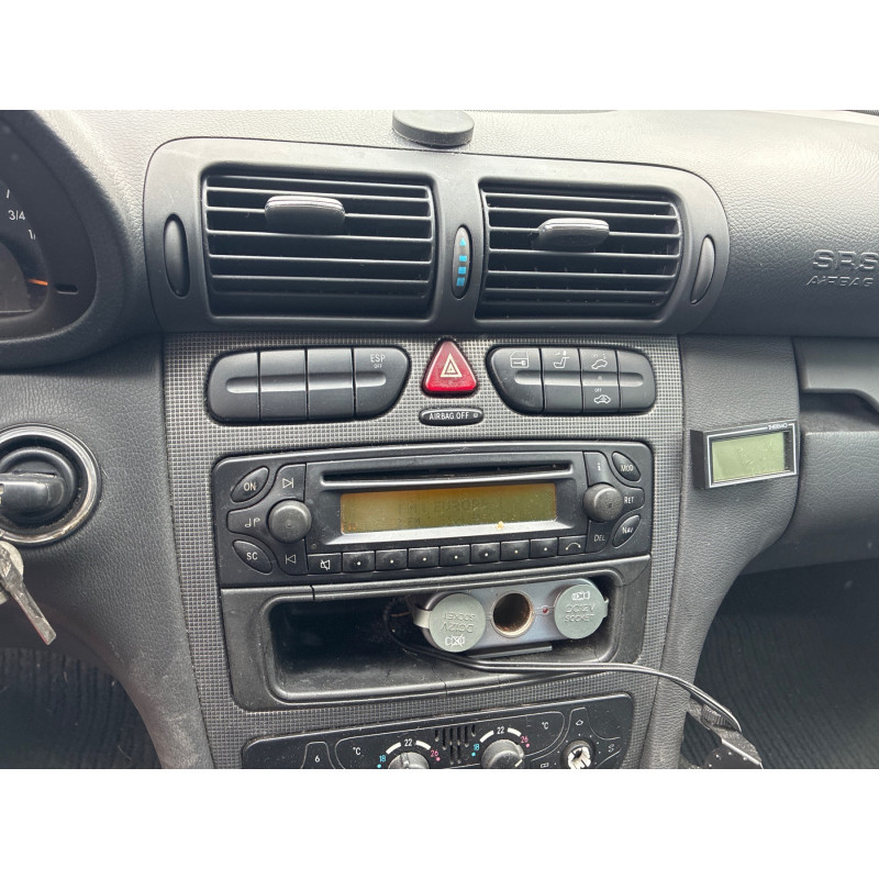 MERCEDES CLASSE C 203 PHASE 1 200 2.2 CDI - 16V TURBO Photo n°6
