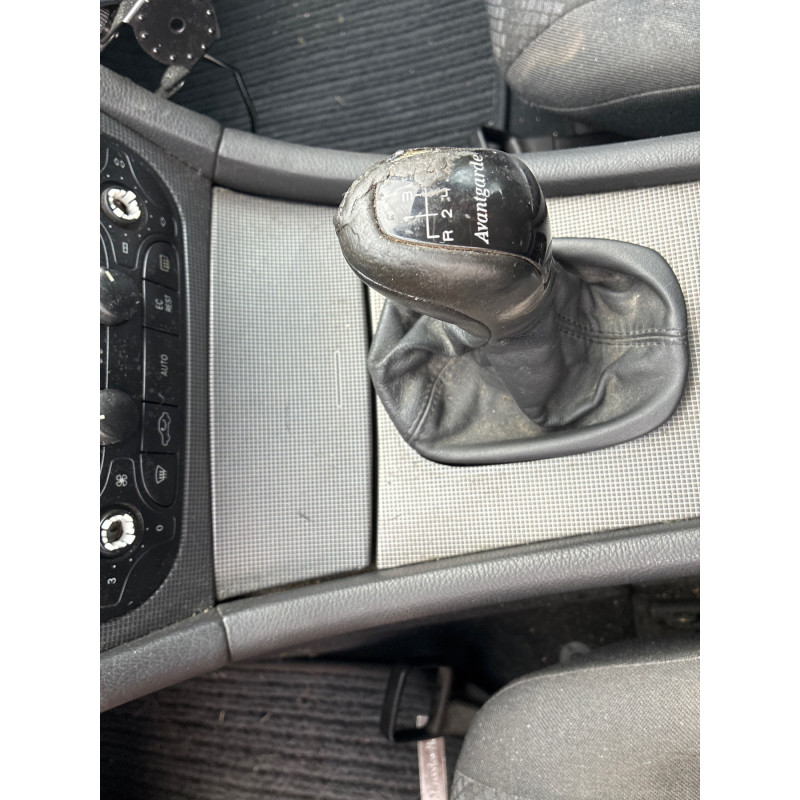 MERCEDES CLASSE C 203 PHASE 1 200 2.2 CDI - 16V TURBO Photo n°8