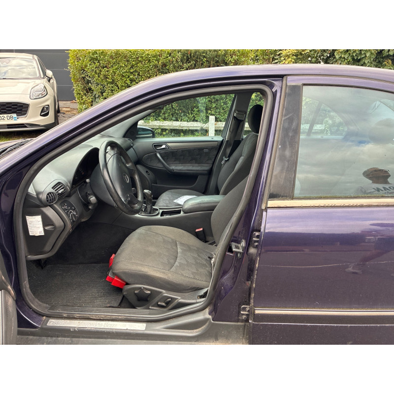 MERCEDES CLASSE C 203 PHASE 1 200 2.2 CDI - 16V TURBO Photo n°9