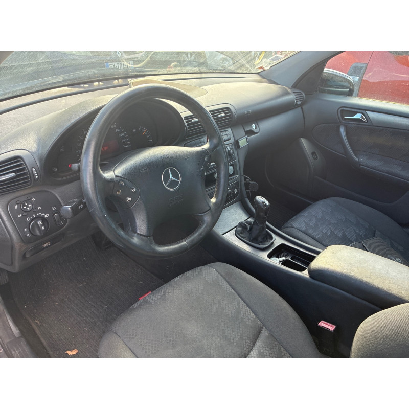 MERCEDES CLASSE C 203 PHASE 1 200 2.2 CDI - 16V TURBO Photo n°21