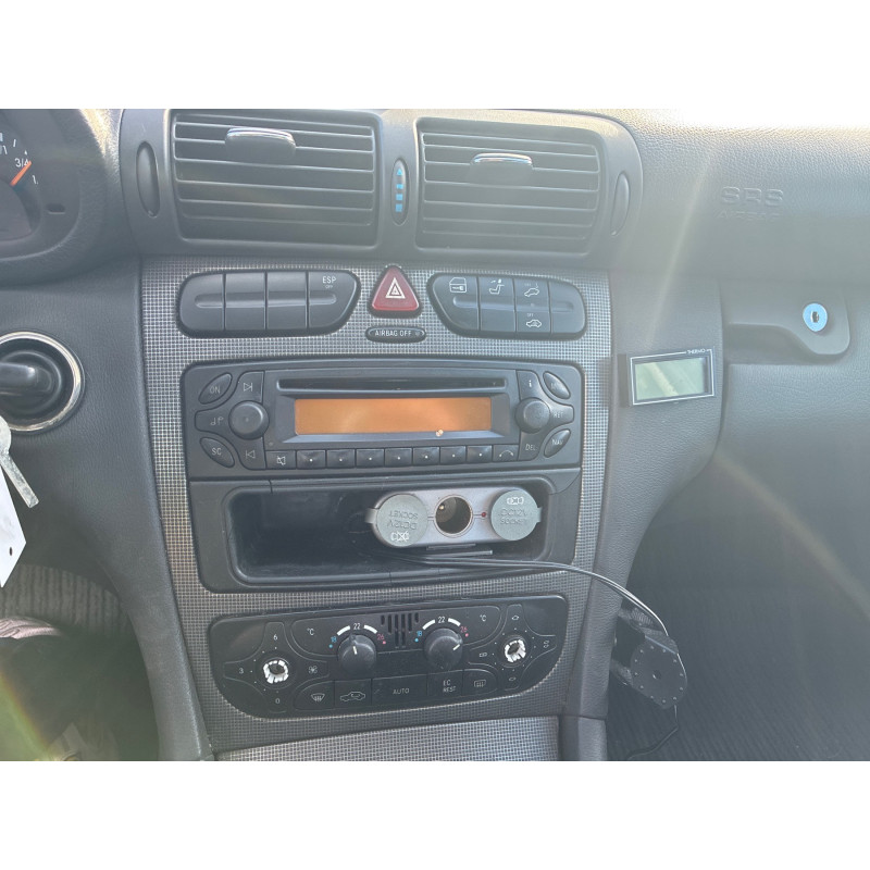 MERCEDES CLASSE C 203 PHASE 1 200 2.2 CDI - 16V TURBO Photo n°22