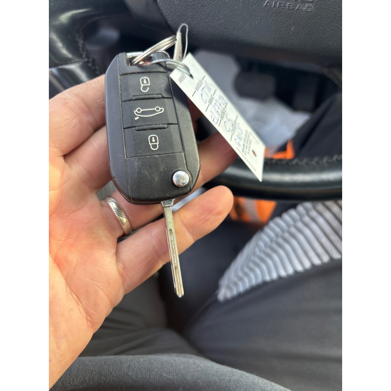 CITROEN C5 2 BREAK 2.0 HDI - 16V TURBO Photo n°5