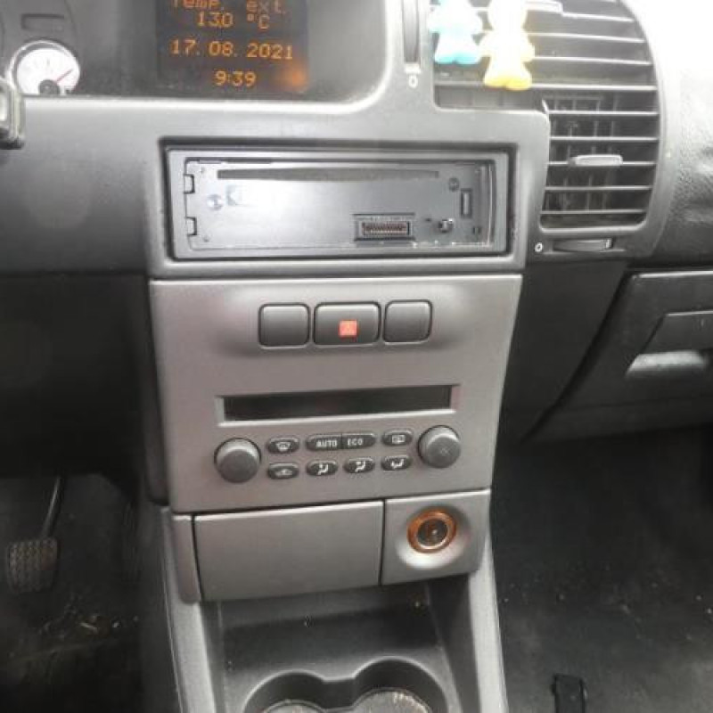 Feu arriere principal gauche (feux) OPEL ZAFIRA A Photo n°9