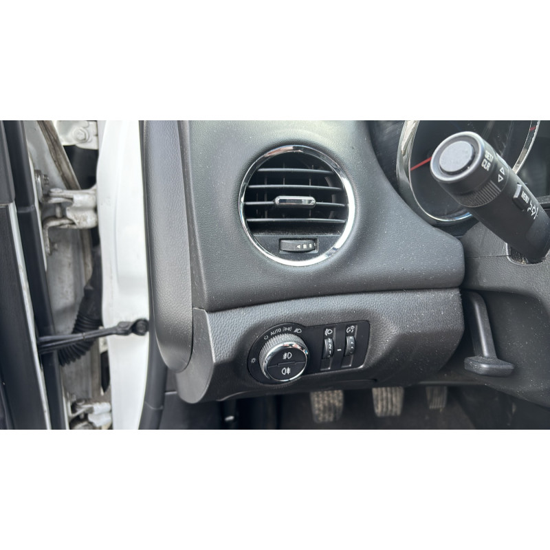 Feu arriere stop central CHEVROLET CRUZE Photo n°20