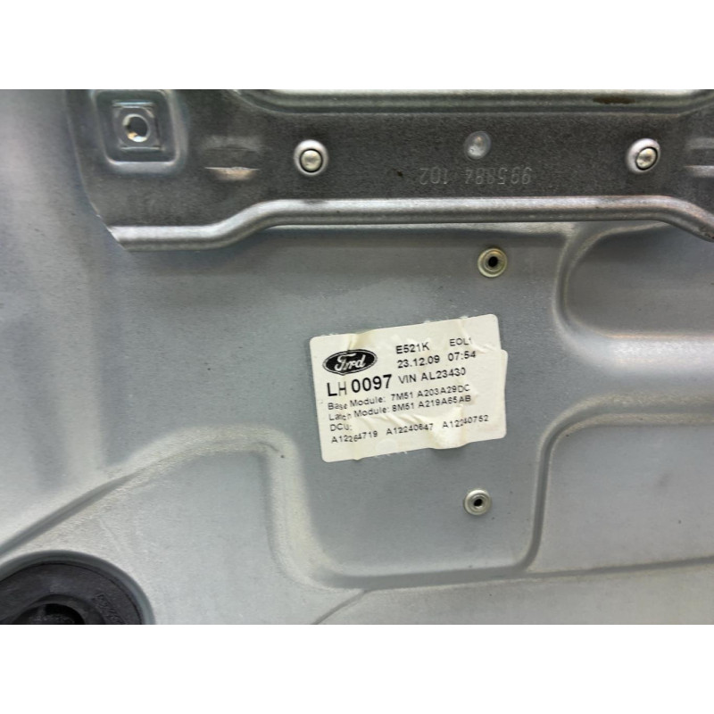 Leve vitre electrique arriere droit FORD FOCUS 2 Photo n°2
