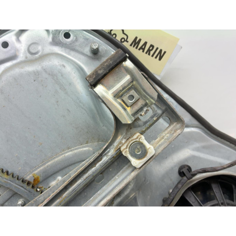 Leve vitre electrique avant gauche FORD FOCUS 2 Photo n°7