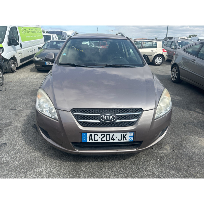 Feu arriere stop central KIA CEE-D 1 SPORT WAGON Photo n°5