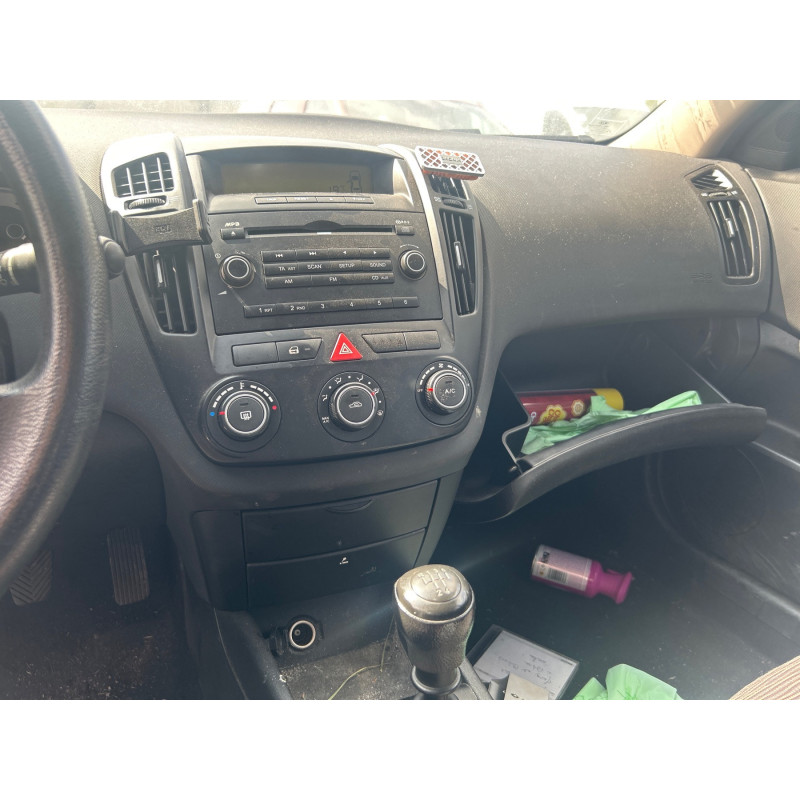 Feu arriere stop central KIA CEE-D 1 SPORT WAGON Photo n°6