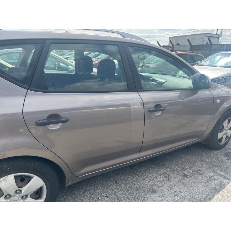 Feu arriere stop central KIA CEE-D 1 SPORT WAGON Photo n°20