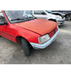 Moteur essuie glace avant PEUGEOT 205