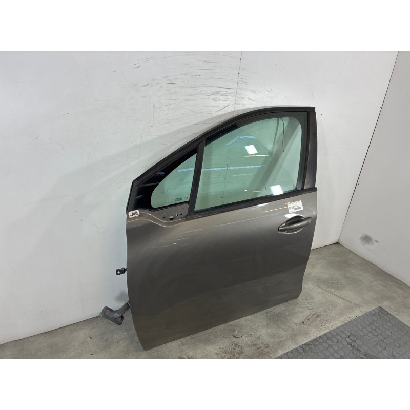 Porte avant gauche PEUGEOT 208 1 Photo n°1