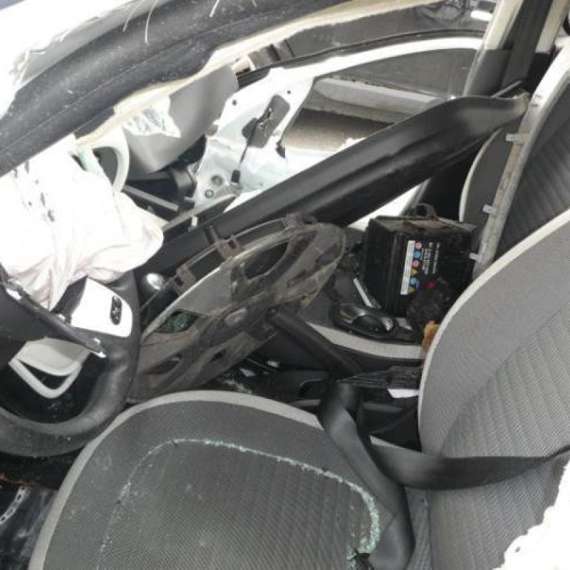 Moteur essuie glace arriere RENAULT TWINGO 3 Photo n°7