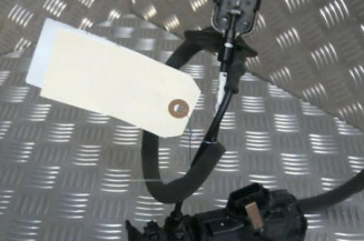 Serrure avant droit RENAULT CLIO 4