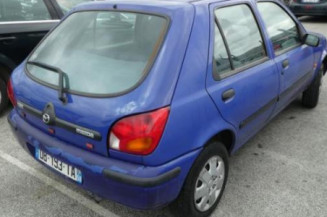 Feu arriere principal droit (feux) MAZDA 121 3