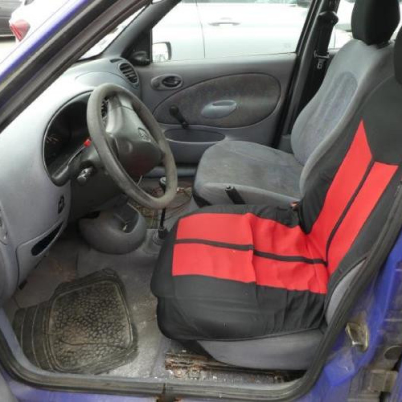Feu arriere principal droit (feux) MAZDA 121 3 Photo n°7