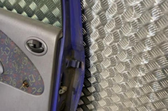 Porte arriere gauche MAZDA 121 3