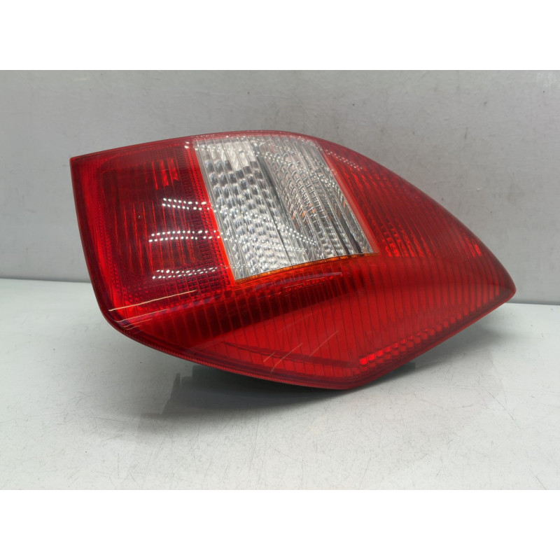 Feu arriere principal droit (feux) CITROEN C2 Photo n°4