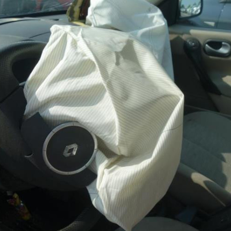 Moteur essuie glace arriere RENAULT MEGANE 2 Photo n°10