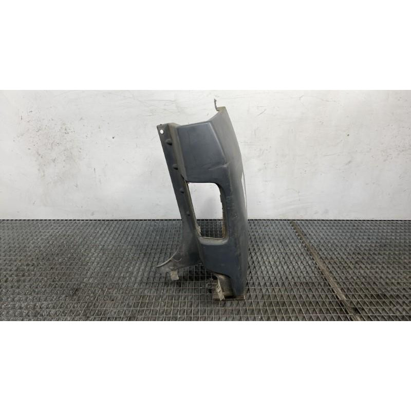 Crosse arriere droit RENAULT TRAFIC 2 Photo n°2