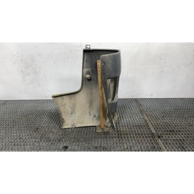 Crosse arriere droit RENAULT TRAFIC 2 Photo n°3