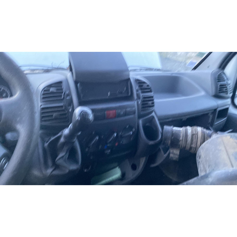Crosse arriere droit PEUGEOT BOXER 2 Photo n°20