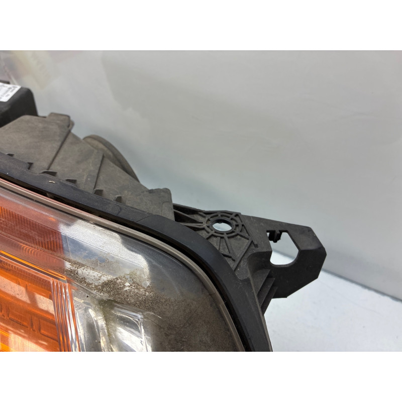 Optique avant principal droit (feux)(phare) CITROEN C3 PICASSO Photo n°1