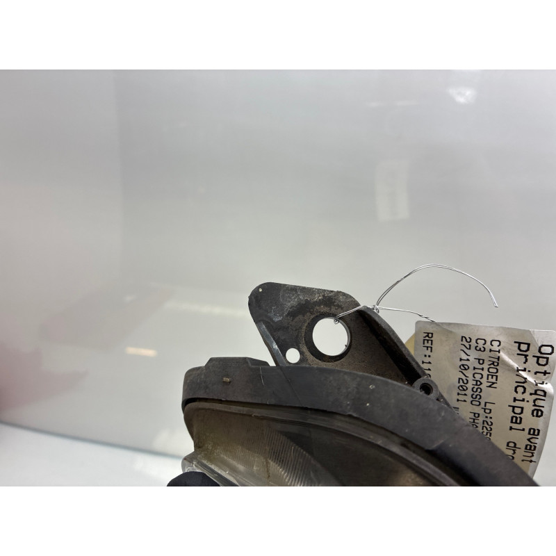 Optique avant principal droit (feux)(phare) CITROEN C3 PICASSO Photo n°4