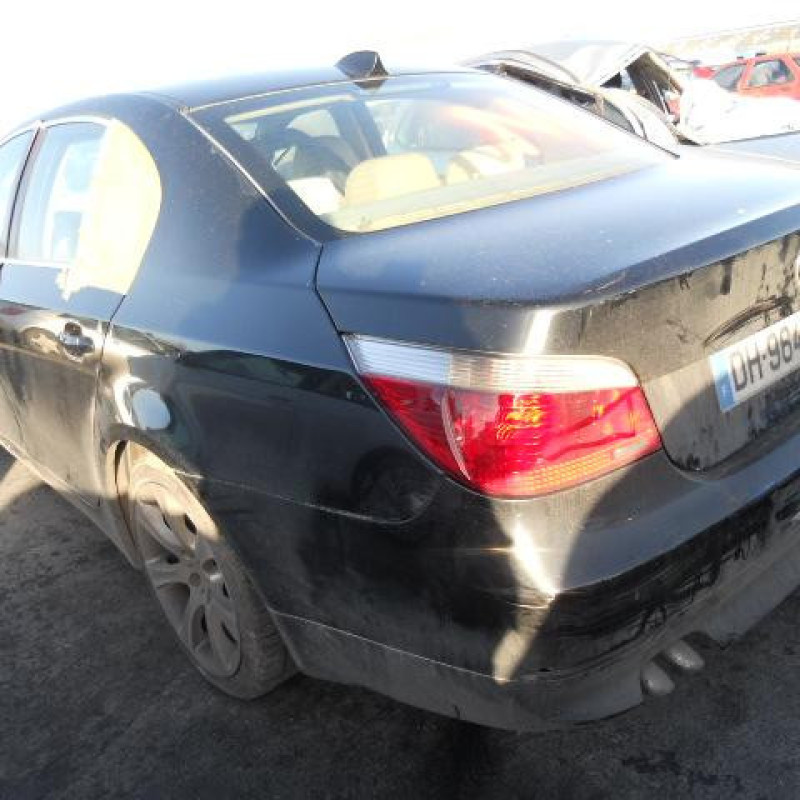 Malle/Hayon arriere BMW SERIE 5 E60 Photo n°8