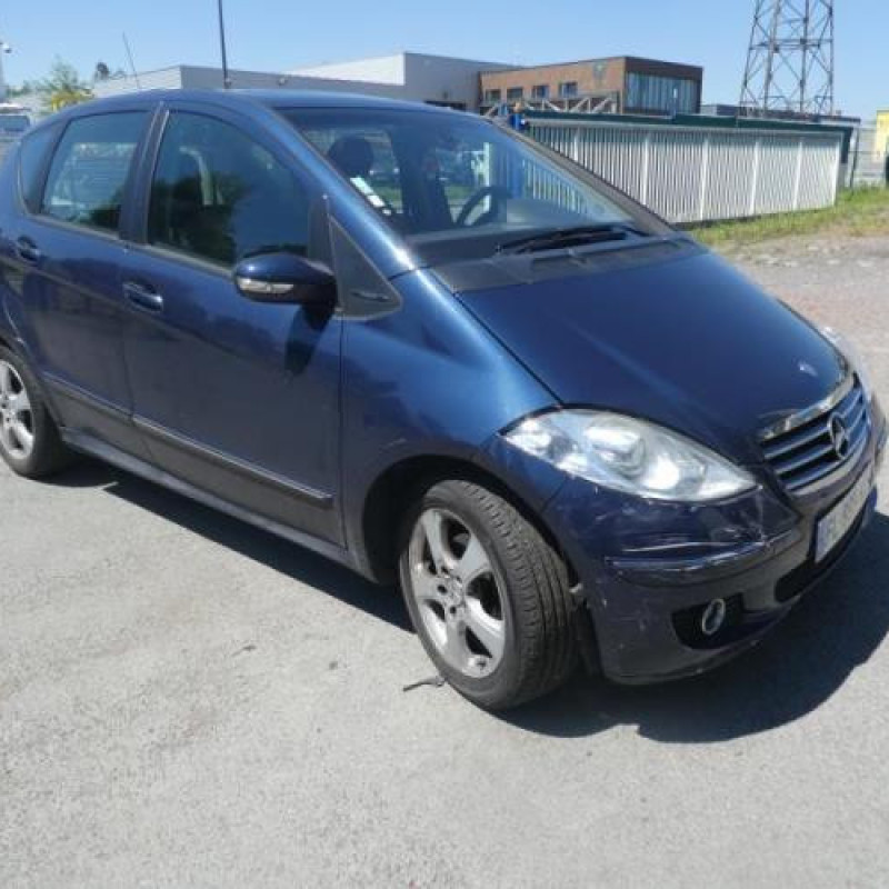 Feu arriere principal droit (feux) MERCEDES CLASSE A 169 Photo n°4