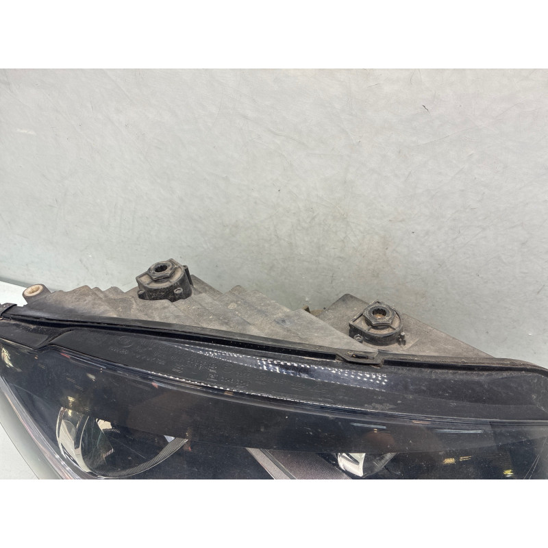 Optique avant principal droit (feux)(phare) VOLKSWAGEN TOURAN 2 Photo n°4