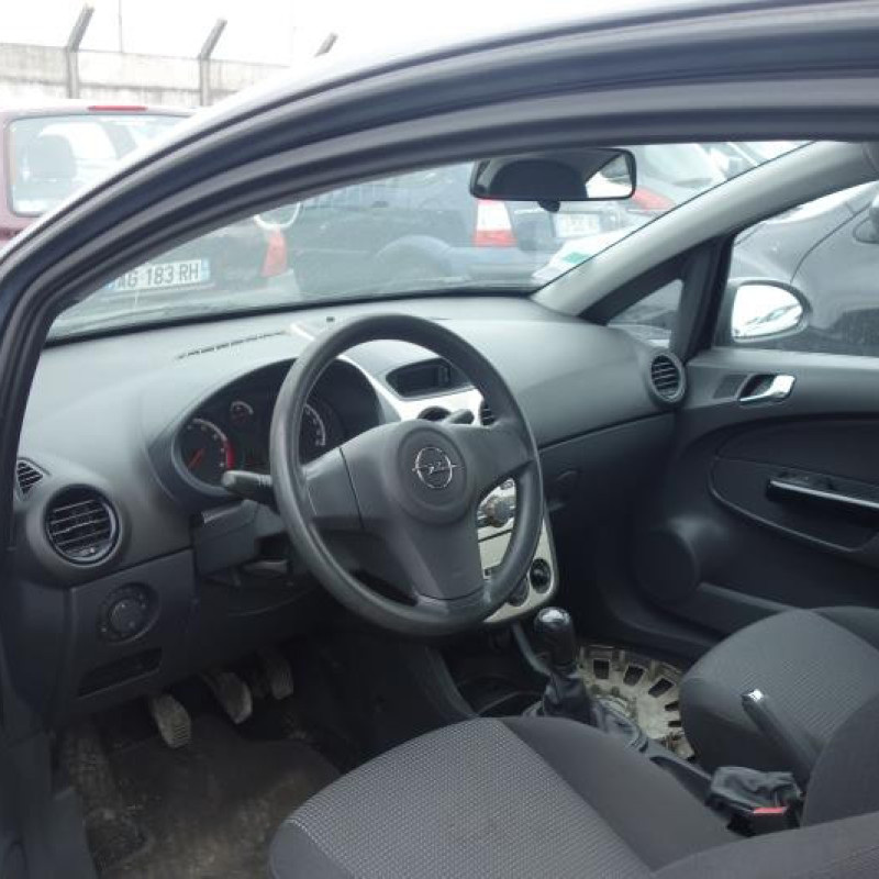 Malle/Hayon arriere OPEL CORSA D Photo n°8