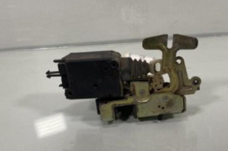 Serrure arriere droit CITROEN SAXO